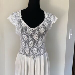 Cine Star Vintage white lace size medium long nightgown